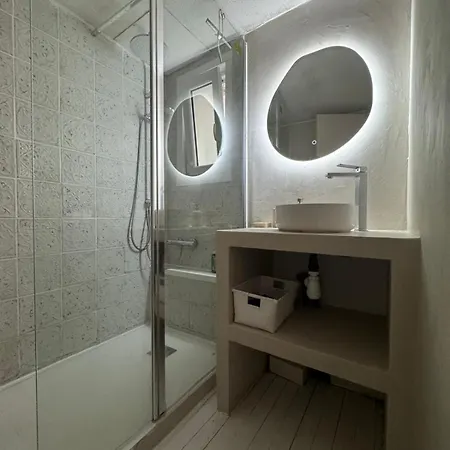 El Niu - Hyper Centre פרפיניין